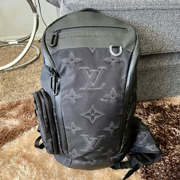 cool looking full carbon fiber motorcycle helmets for harley riders Iron King Helmet density EPS construction with Electric Beach Tower Beach warehouse mono style all 4 Model:Fireproof Bag Only